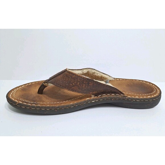 UGG Men's Size 10 Brown Sherpa Lined Leather Flip Flops Sandals Sheepskin Tooled - Picture 6 of 11